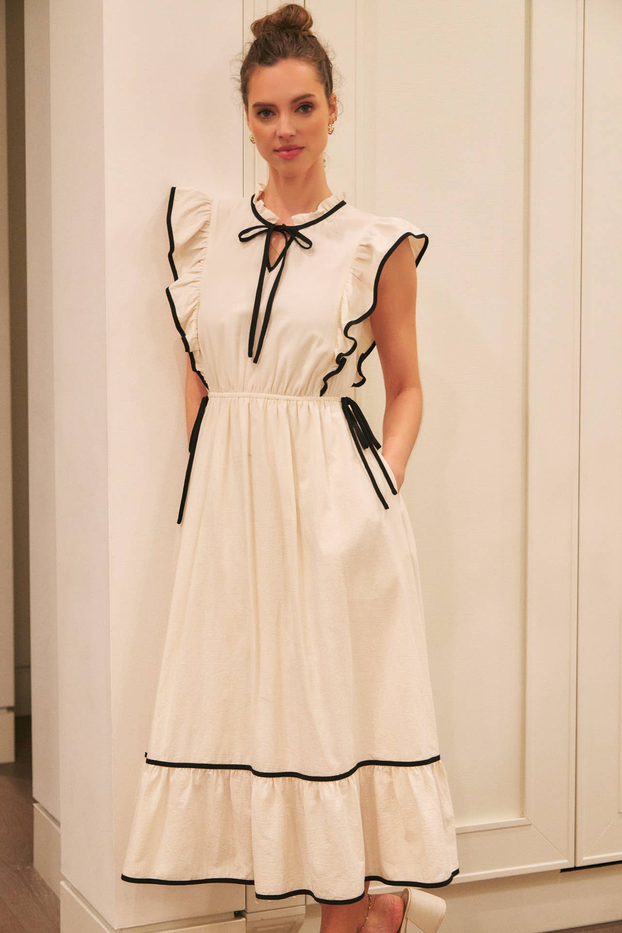 Annie- COTTON GAUZE MIDI DRESS WITH RUFFLES AND CONTRAST BINDING - Image 16
