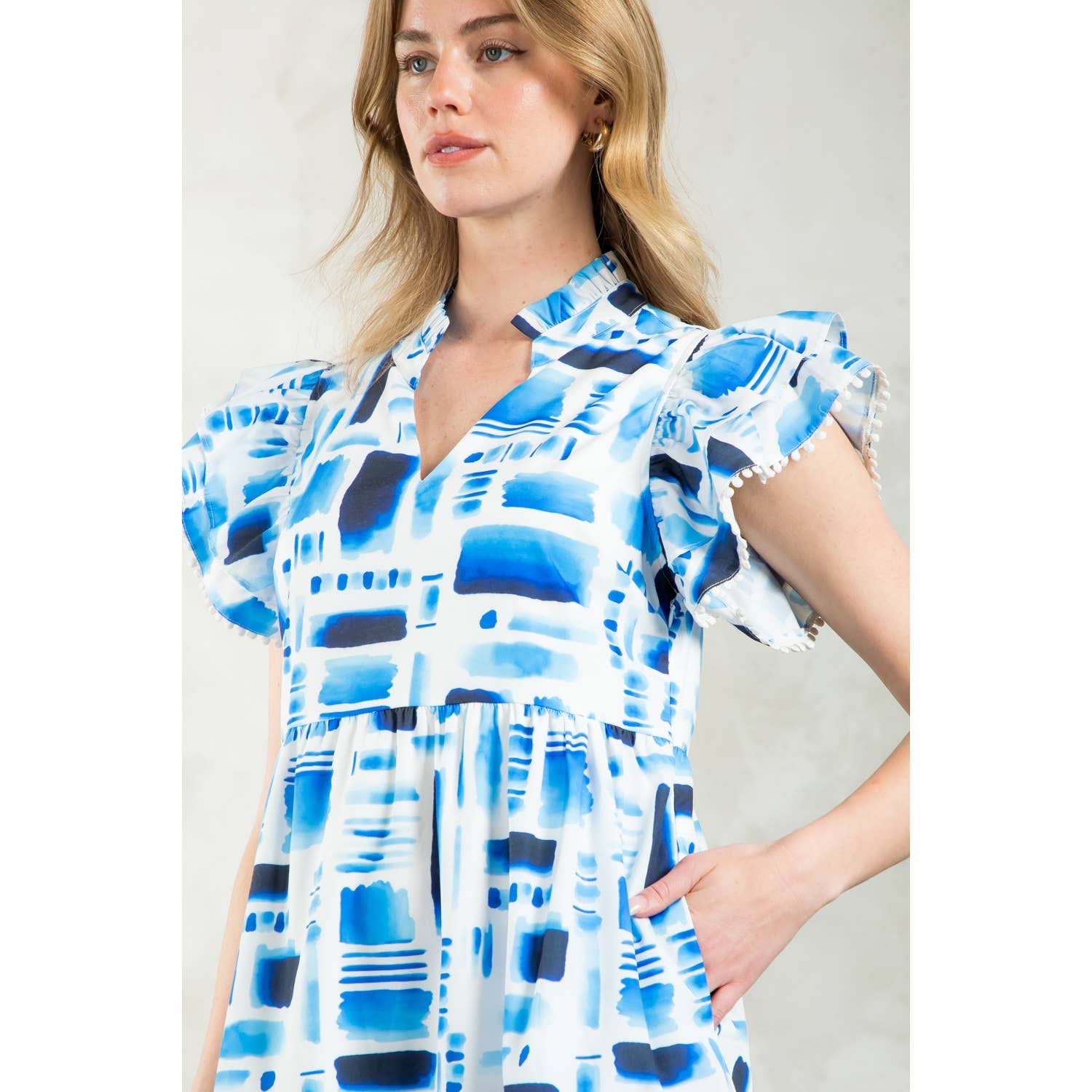 GRACELLE- Flutter Sleeve Print Tiered Midi Dress - Image 3