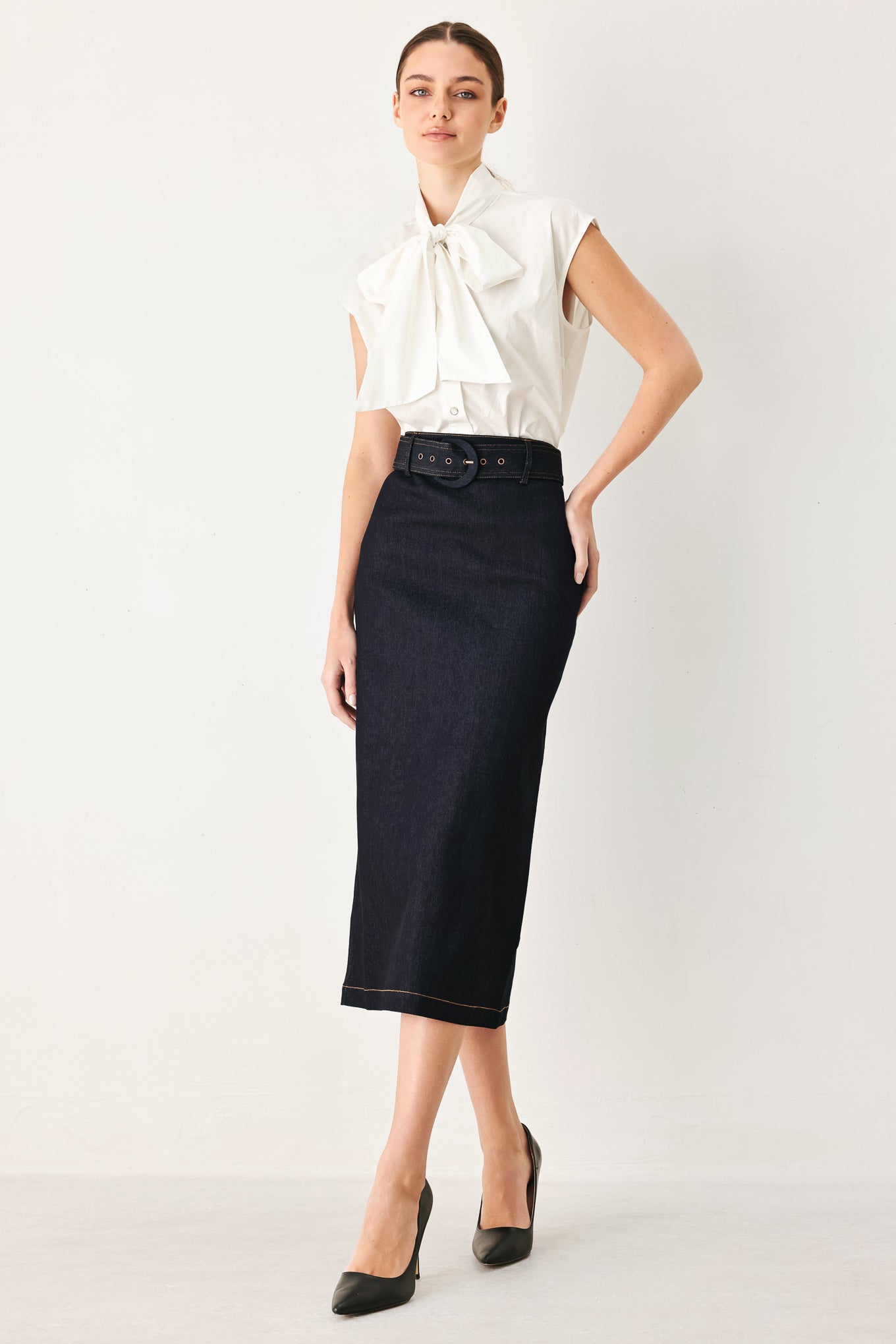 CLASSIC DENIM OFFICE MIDI PENCIL SKIRT - Image 5