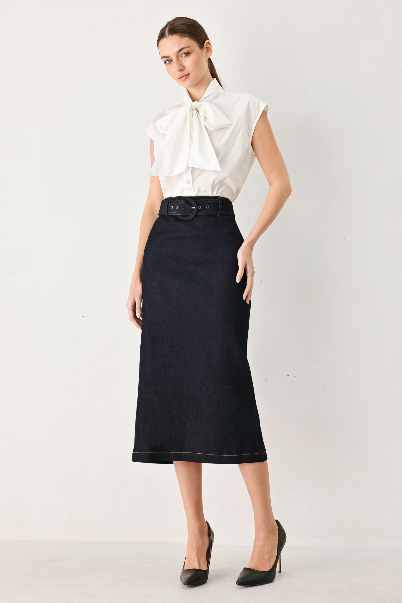 CLASSIC DENIM OFFICE MIDI PENCIL SKIRT - Image 2