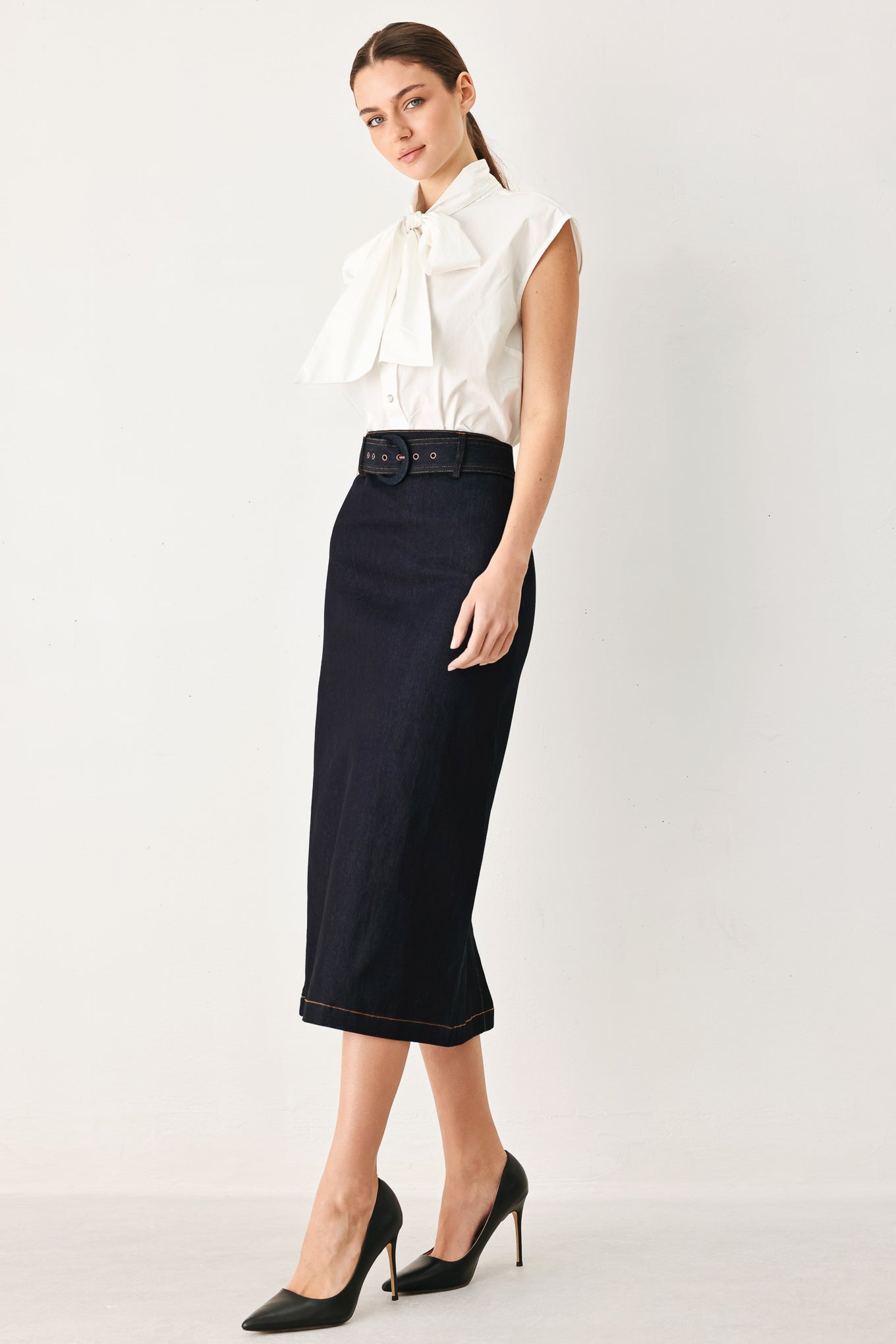 CLASSIC DENIM OFFICE MIDI PENCIL SKIRT - Image 4