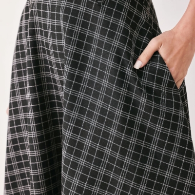 MONOCHROME CHECK FULL-SWEEP MIDI SKIRT - Image 5