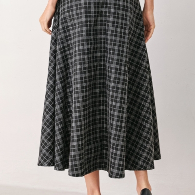 MONOCHROME CHECK FULL-SWEEP MIDI SKIRT - Image 7