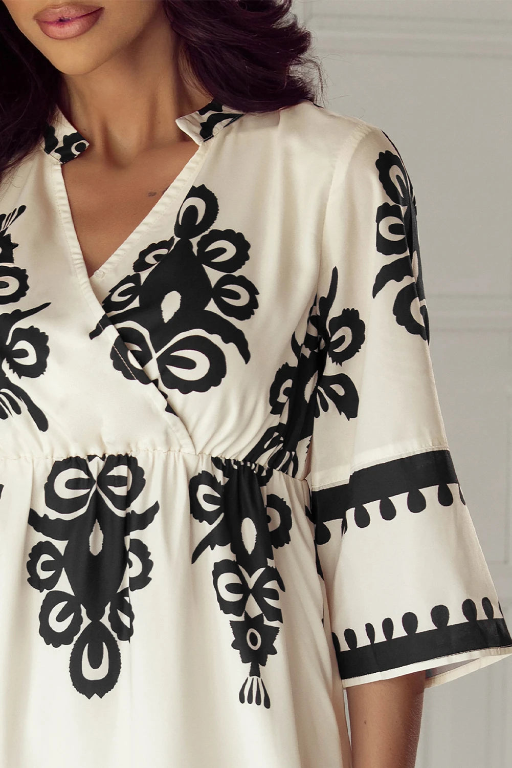 Annie - Beige Geometric Print 3/4 Sleeve Midi Dress - Image 4