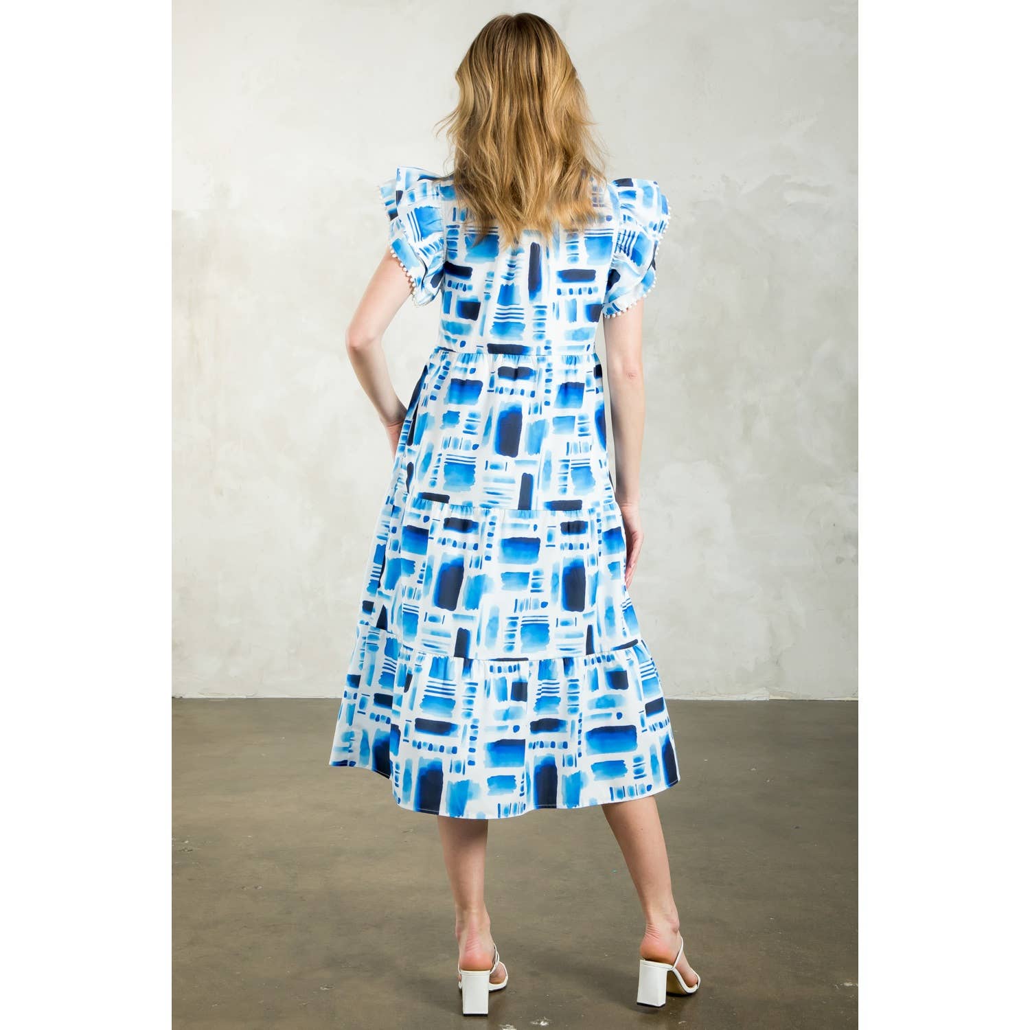 GRACELLE- Flutter Sleeve Print Tiered Midi Dress - Image 4
